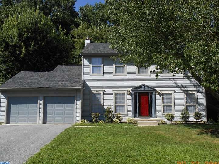 1st image of 118 Country Woods Dr