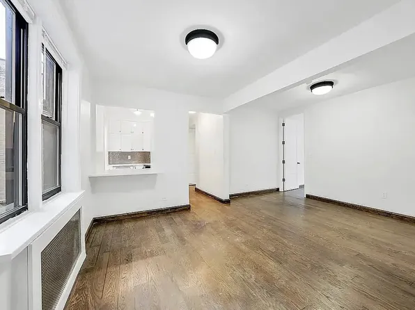 885 Tenth Avenue image 1 of 13