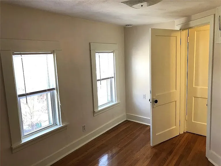 111 Bartlett Ave #3 — Photo 5