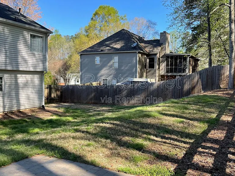 416 Carmain Ln NW — Photo 43