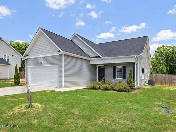 4th image of 124 Carissa Drive