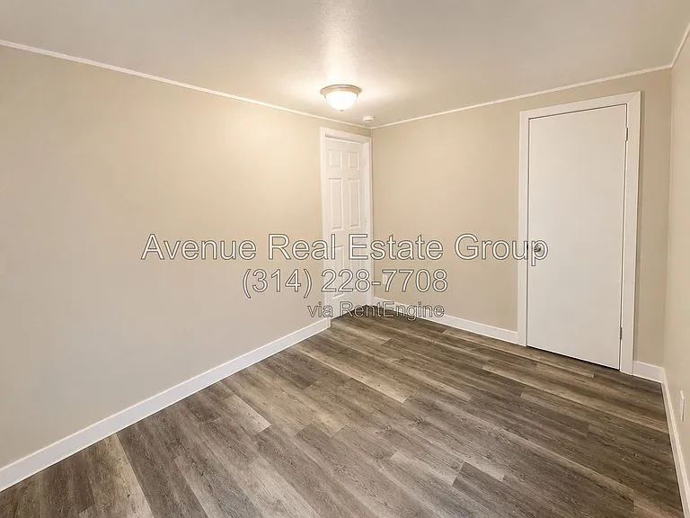 8011 Ellerton Ave — Photo 7