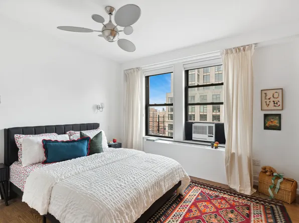 215 West 91st Street 111 image 8 of 9