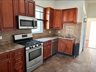 143 North 11th Street, #3R