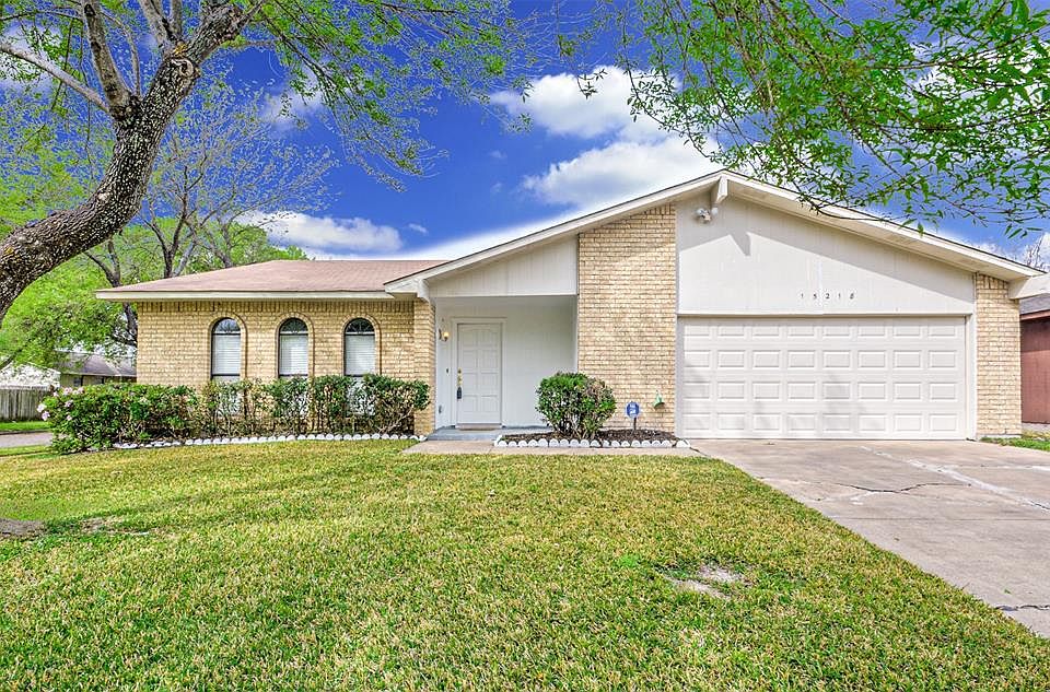1st image of 15218 Plaza Libre Dr