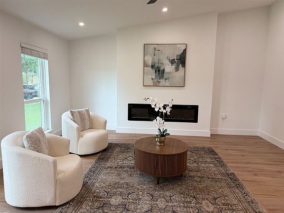 3rd image of 5404 Rice Dr