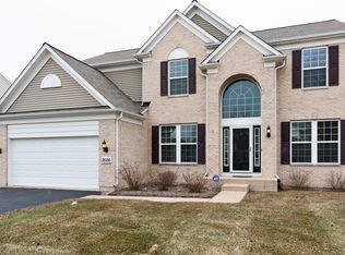 3526 Chancery Ln, Carpentersville, IL 60110