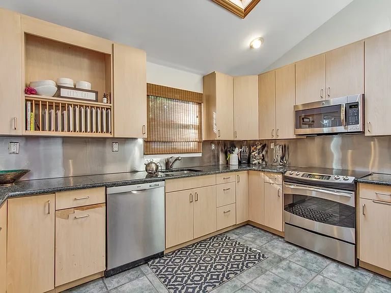 20 Alanson Ln — Photo 20