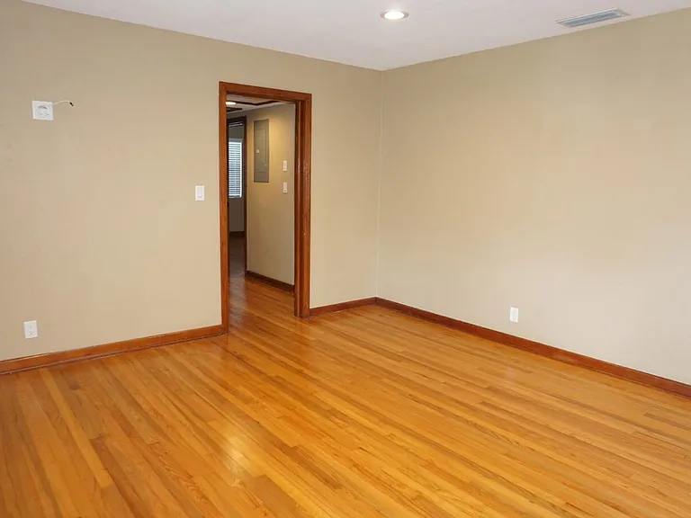3925 Miruelo Cir N — Photo 13