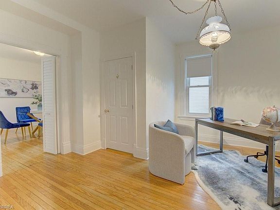 3rd image of 416 Margaret St