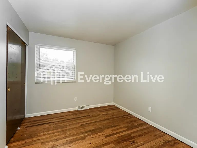 10620 Bradbury Dr — Photo 11