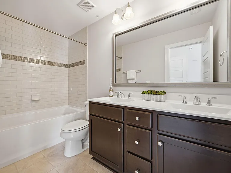 2800 Bedford Green Dr #106 — Photo 13