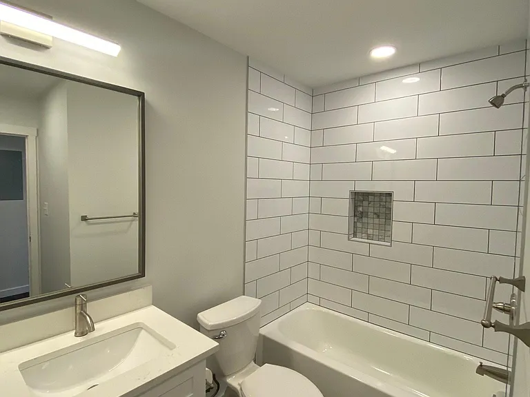 1202 Thorpe Ln #709 — Photo 10