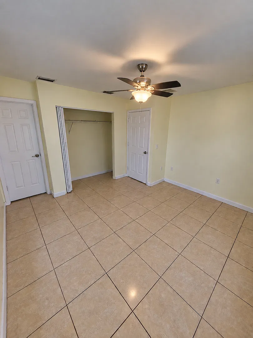 3BR/2BA Ocala Home with Garage & No Water/Sewer Bill! — Photo 4