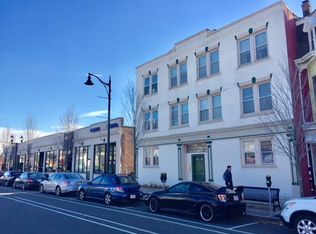 136 Broadway #3, Somerville, MA 02145