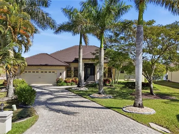 18024 Bluewater DR, NAPLES, FL 34114