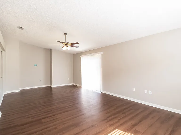 3610 Braeden Ct — Photo 4