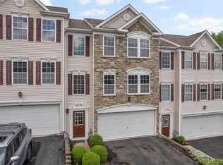 1004 Canterbury Dr, Imperial, PA