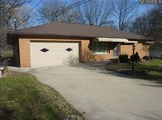 9867 York Rd, North Royalton, OH 44133