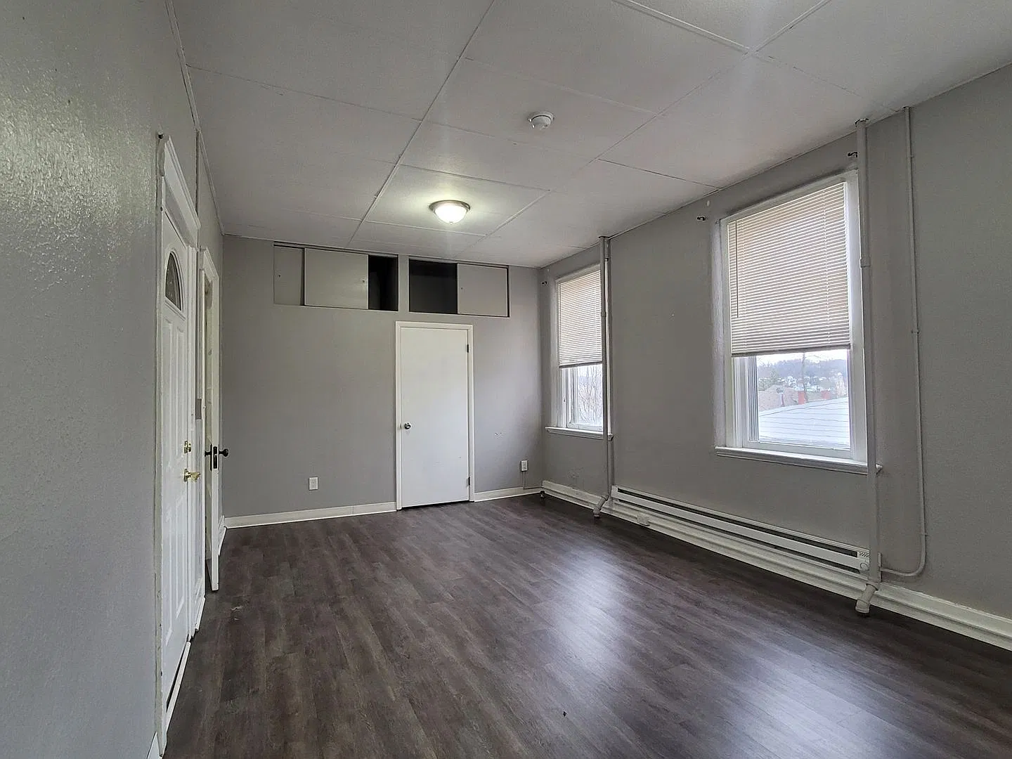 1 and 2 Bedrooms Available Now ! - Washington Area — Photo 4