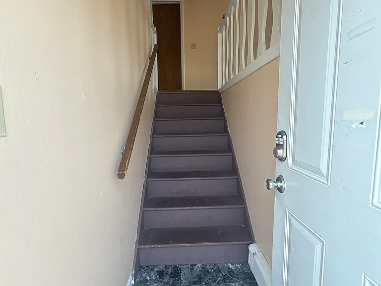 110 E Grove Ave #M — Photo 5