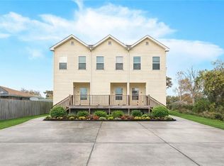 1209 Tallow Tree Ln, Harvey, LA 70058