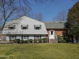 91 Heights Ter, Middletown, NJ 07748