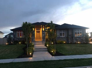 1266 S Kentucky Derby Way, Kaysville, UT 84037