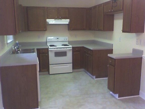 Eat- In kitchen bright and beautiful