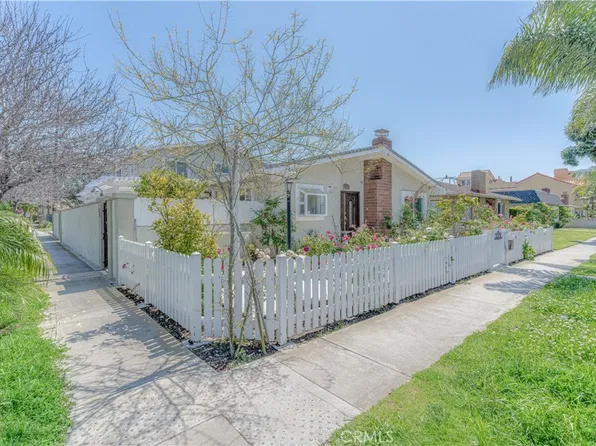 526 17th St, Huntington Beach, CA 92648