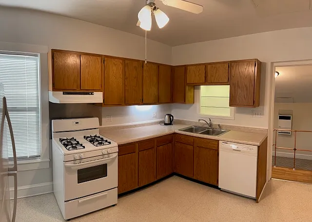 1229 Leon Pl #2 — Photo 13