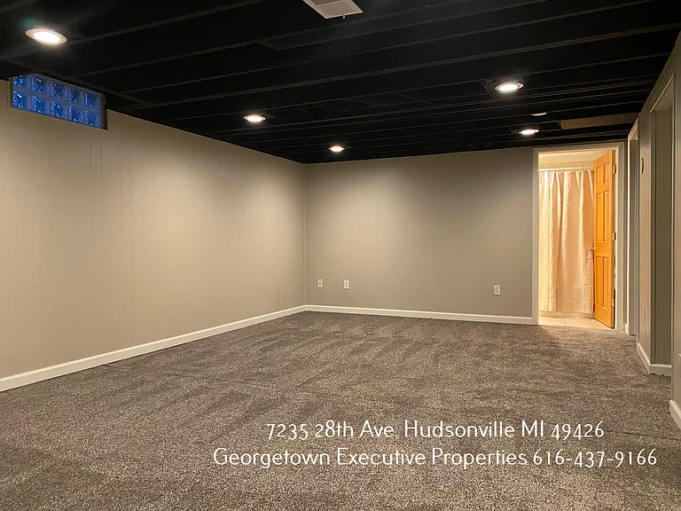 7235 28th Ave — Photo 31