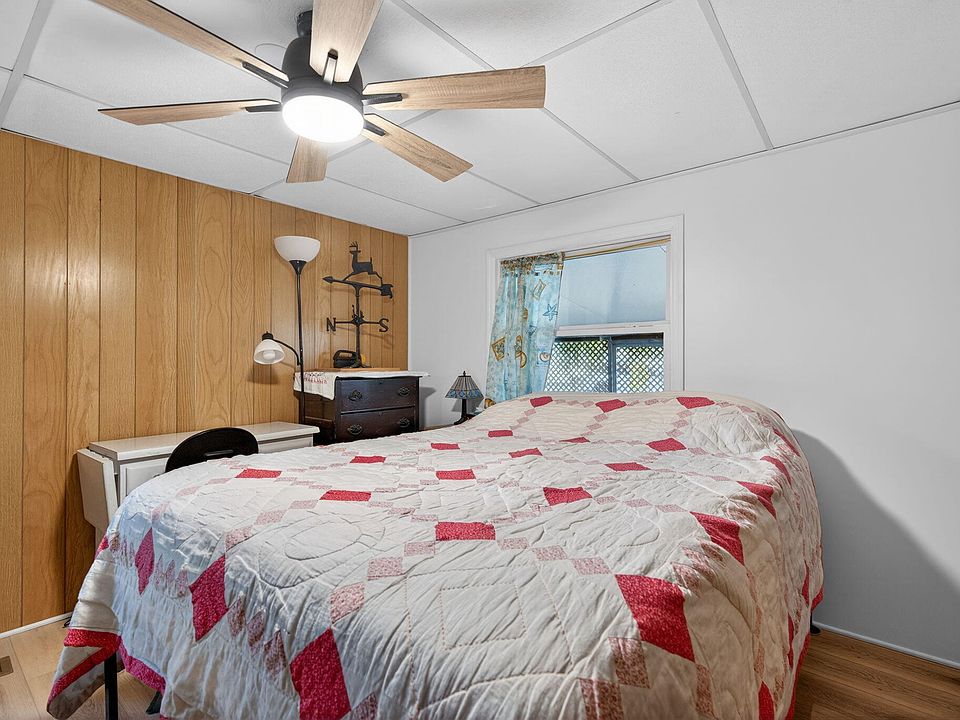 1st image of 11055 SE Federal Highway #34