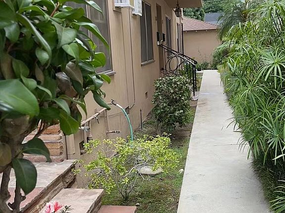 3rd image of 347 S Sierra Madre Blvd
