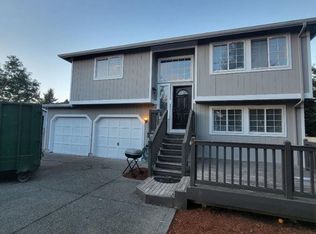 7647 274th St NW, Stanwood, WA 98292
