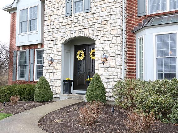 2nd image of 4766 Hampton Village Dr