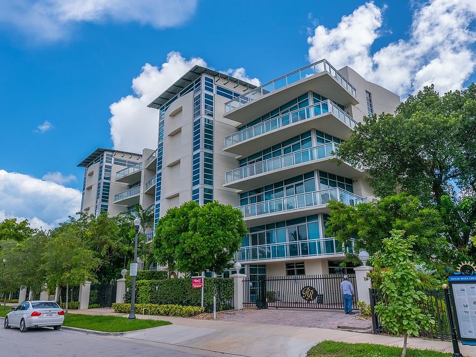 1st image of 1090 NW North River Dr APT 301
