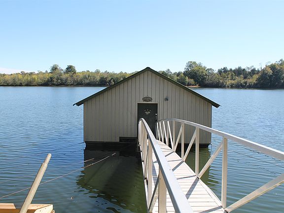5th image of 192 Holt Hollow Dr
