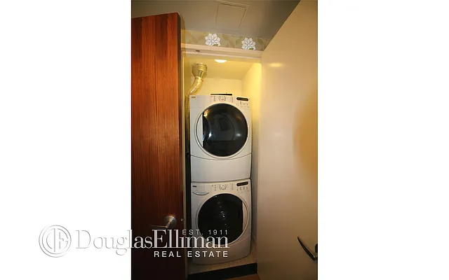 Rented by Douglas Elliman | media 21