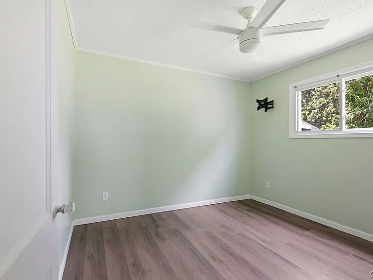 113 Kearney Ave — Photo 11