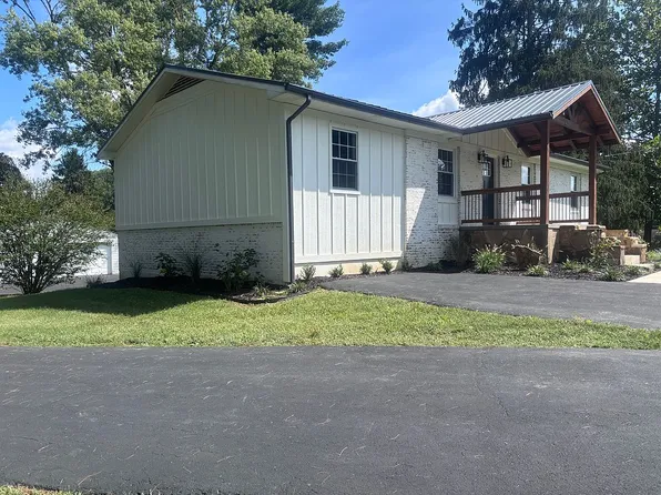 16033 Mary St, Abingdon, VA 24210