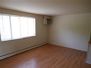 2nd image of 5120 Hawaiian Ter APT 4