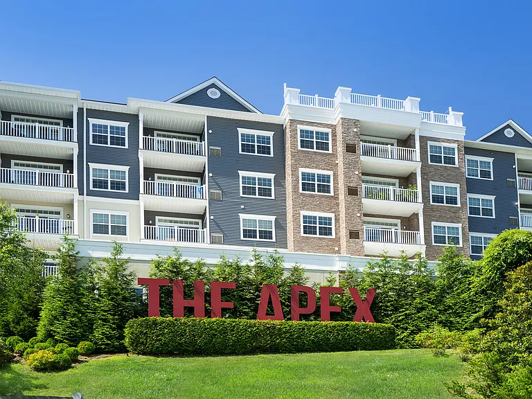 Apex at 290 — Photo 36