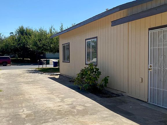 4th image of 865 N Cypress Street