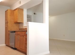 2485 NW 33rd St, Oakland Park, FL 33309