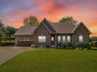 107 Tison Ln, Cottontown, TN 37048