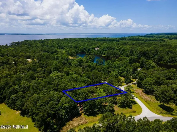 53 Willowbrook Drive, Minnesott Beach, NC 28510