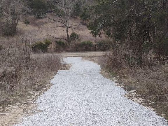 3rd image of 1096 Three Lick Rd