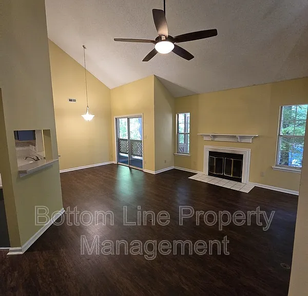 6108 Gray Gate Ln #G — Photo 4