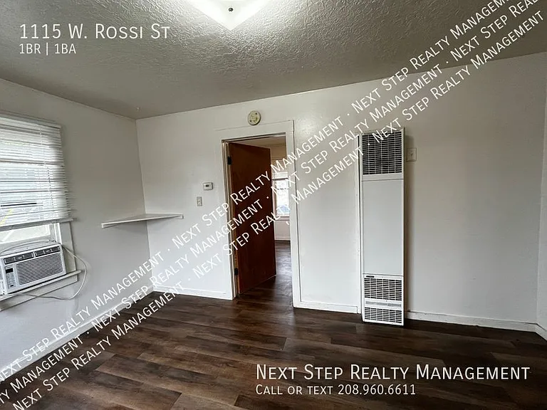 1115 W Rossi St — Photo 2